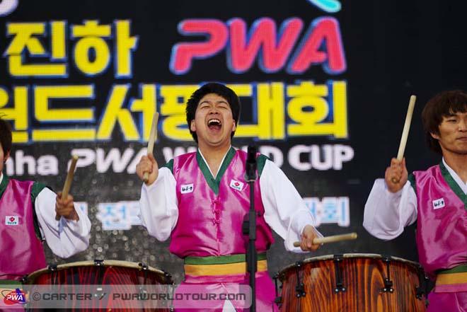 The beat of the drum - 2013 Ulsan PWA World Cup ©  John Carter / PWA http://www.pwaworldtour.com